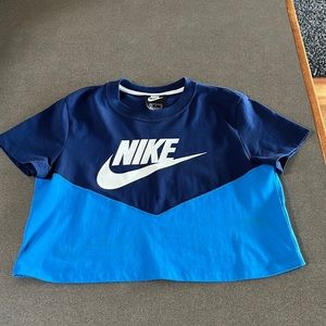 Nike crop top size S